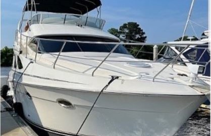 Silverton 38 Sport Bridge