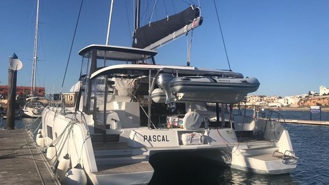 Lagoon 42