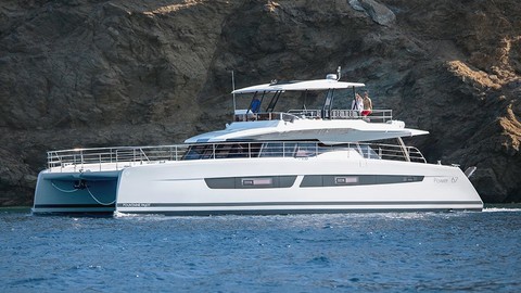 Fountaine Pajot Power 67