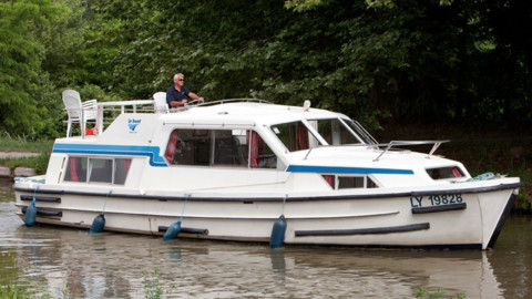 B & b boat builders core sound 17