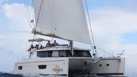 Fountaine Pajot Helia 44