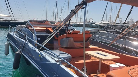 Cranchi Endurance 30