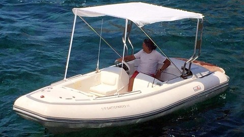 Avon Seasport 490 Deluxe