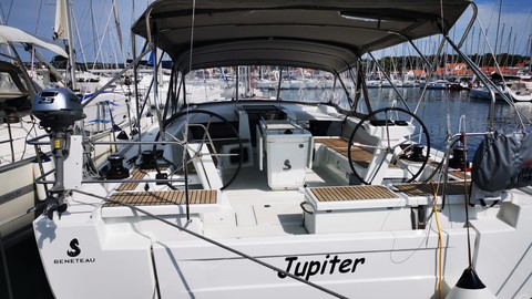Beneteau Oceanis 51.1