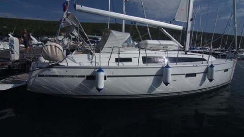 Bavaria 37 Cruiser