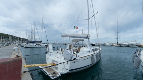 Beneteau Oceanis 35.1