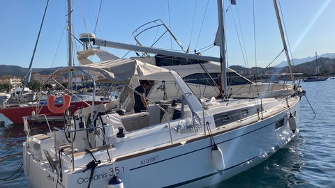 Beneteau Oceanis 35.1