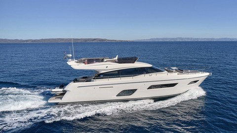 Ferretti 550