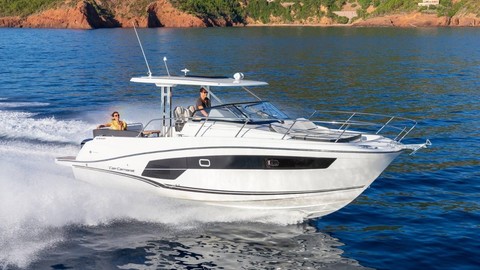 Jeanneau Cap Camarat 10.5