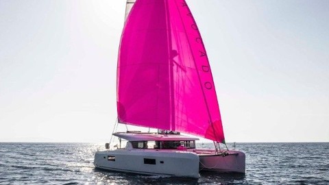 Lagoon 42