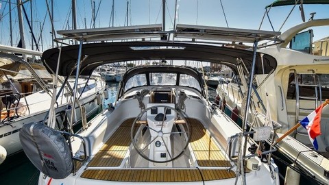 Bavaria Cruiser 36