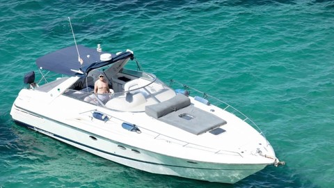 Sunseeker Mustique 42