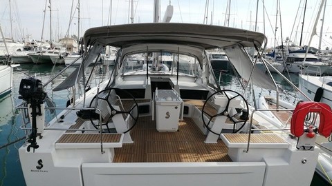 Beneteau Oceanis 51.1