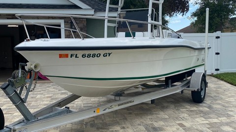 Angler Pro Boats 2900 center console