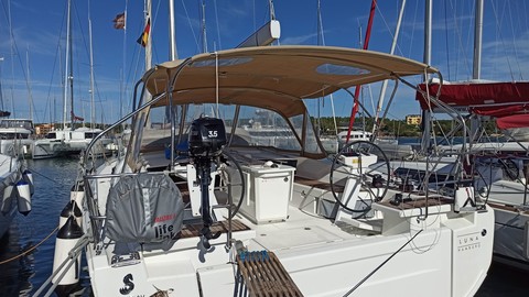 Beneteau Oceanis 46.1