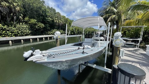 Hewes 16.9 redfisher