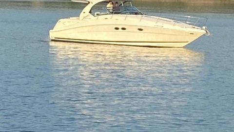 Sea Ray 390 Sundancer