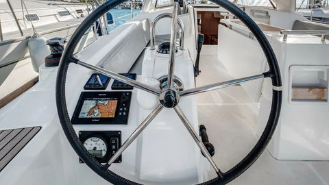 Beneteau Oceanis 38.1