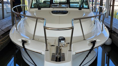 Boston Whaler 345 Conquest