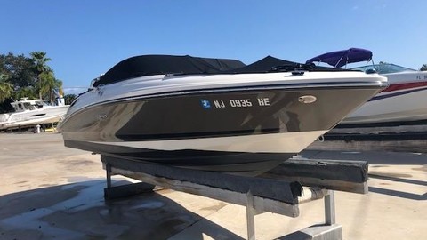 Sea Ray 210 SLX