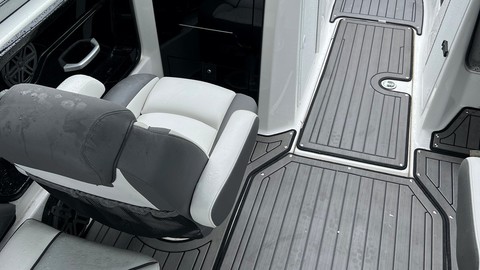 Yamaha 212 Limited S