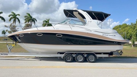 Four Winns 318 Vista