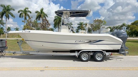 Cobia 217 center console