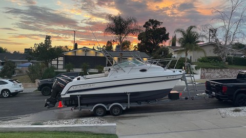 Glacier bay isle runner blue hull 2670