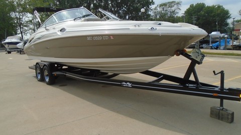 Sea Ray 270 SUNDECK