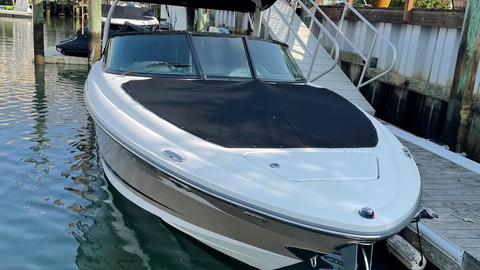 Sea Ray 270 SLX