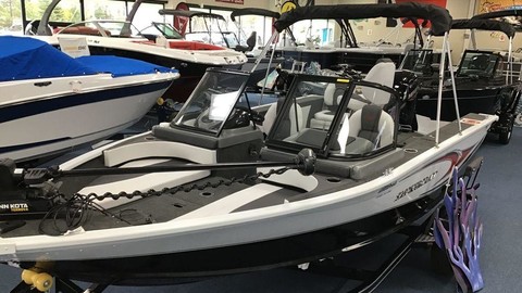 Smoker Craft 172 Ultima Legacy