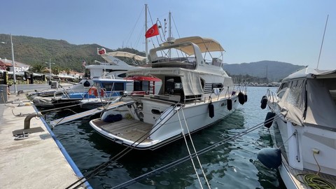 Custom built motor yacht 32m