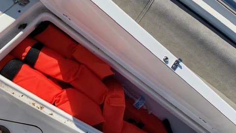 Angler Pro Boats 2900 center console