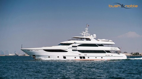 Majesty Yachts 135