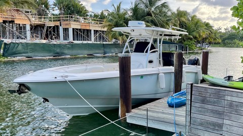 Boston Whaler 320 Outrage