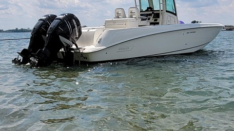Boston Whaler 320 Outrage
