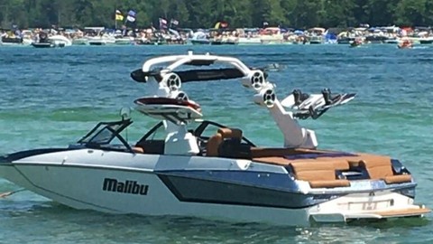 Malibu Wakesetter 24 MXZ