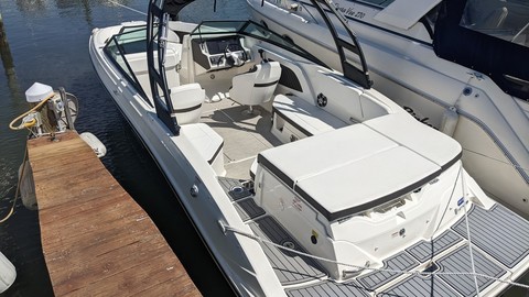 Sea Ray SPX 230