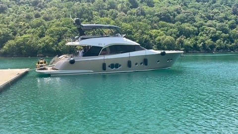 Monte Carlo Yachts 65