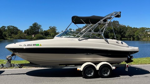 Sea Ray 200 Sundeck