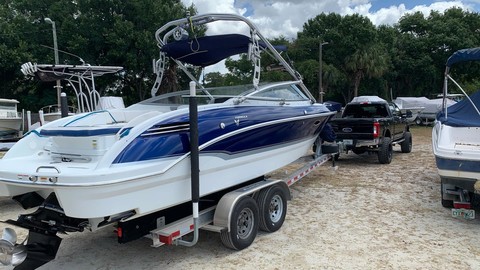 Formula 270 Bowrider