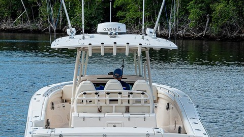 Grady-White Canyon 336