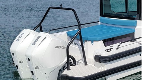 Axopar 28 Cabin