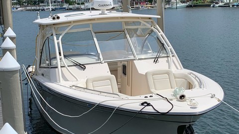Grady-White Freedom 335
