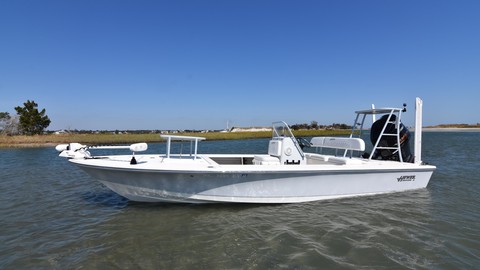 Hewes 16.9 redfisher