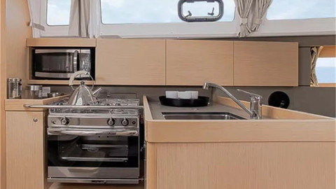 Beneteau Oceanis 35.1