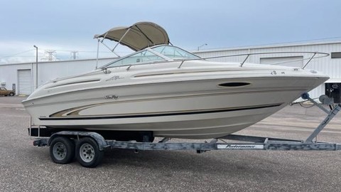 Sea ray 215 express cruiser