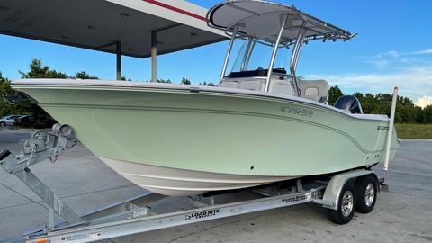 228 Sea Fox Commander