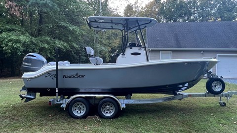 Nauticstar 2302 legacy