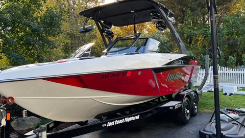 Malibu Wakesetter 22 VLX